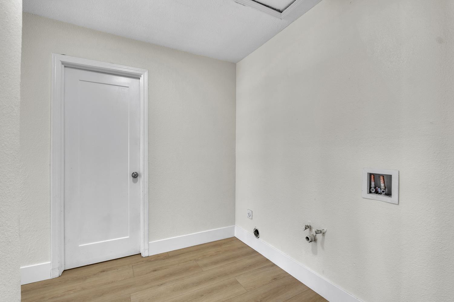 535 W Terrace Ave, Fresno, CA 93705