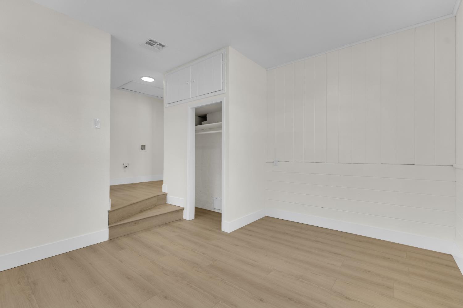 535 W Terrace Ave, Fresno, CA 93705