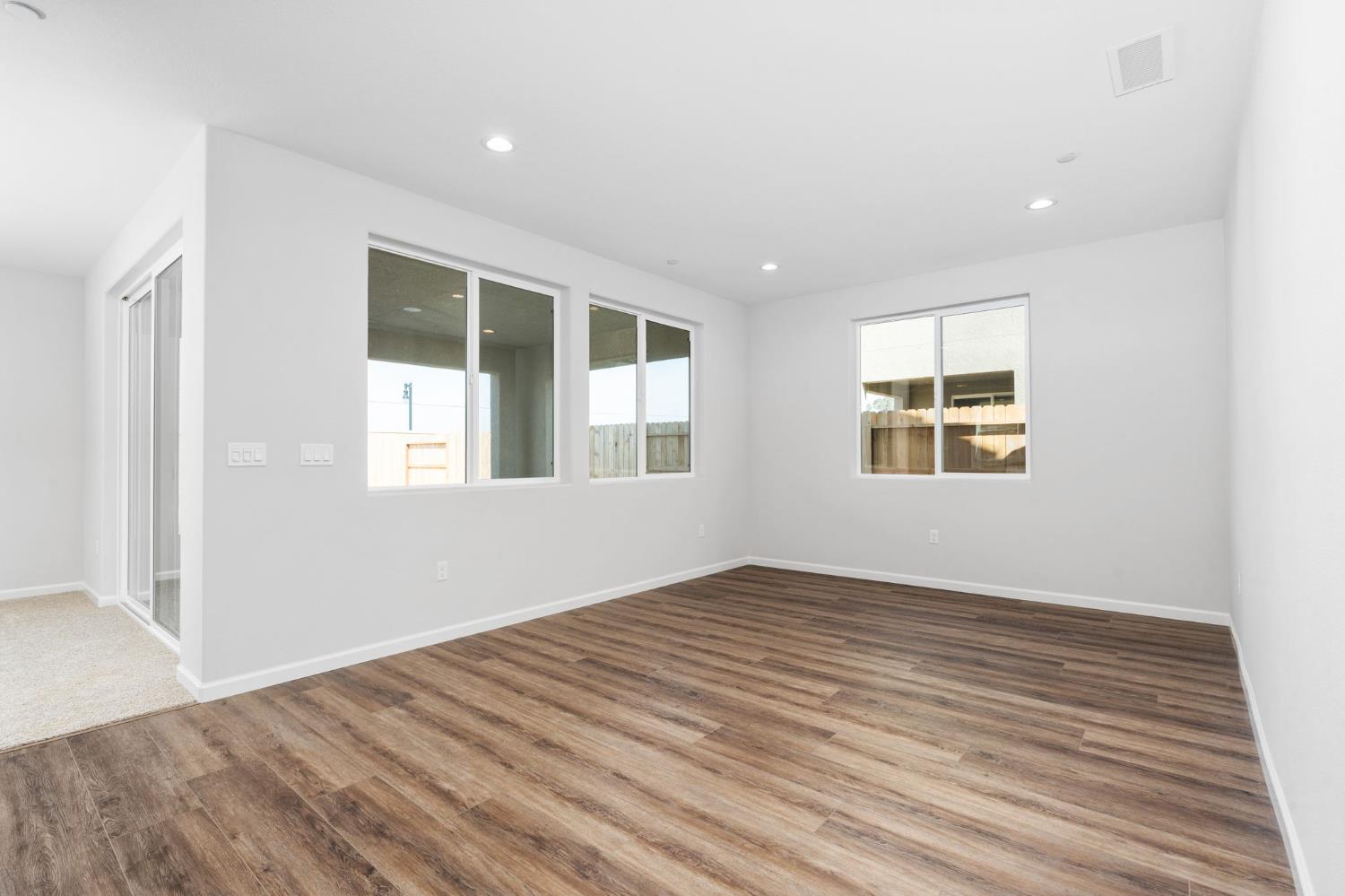 1266 Talus Way S, Madera, CA 93636