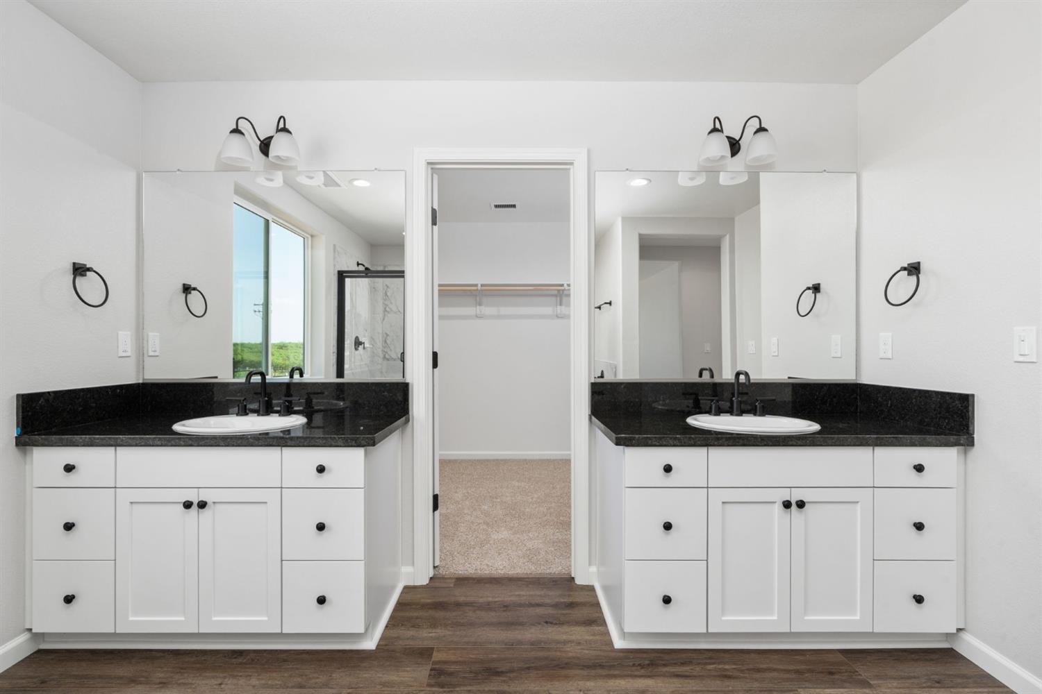 1266 Talus Way S, Madera, CA 93636