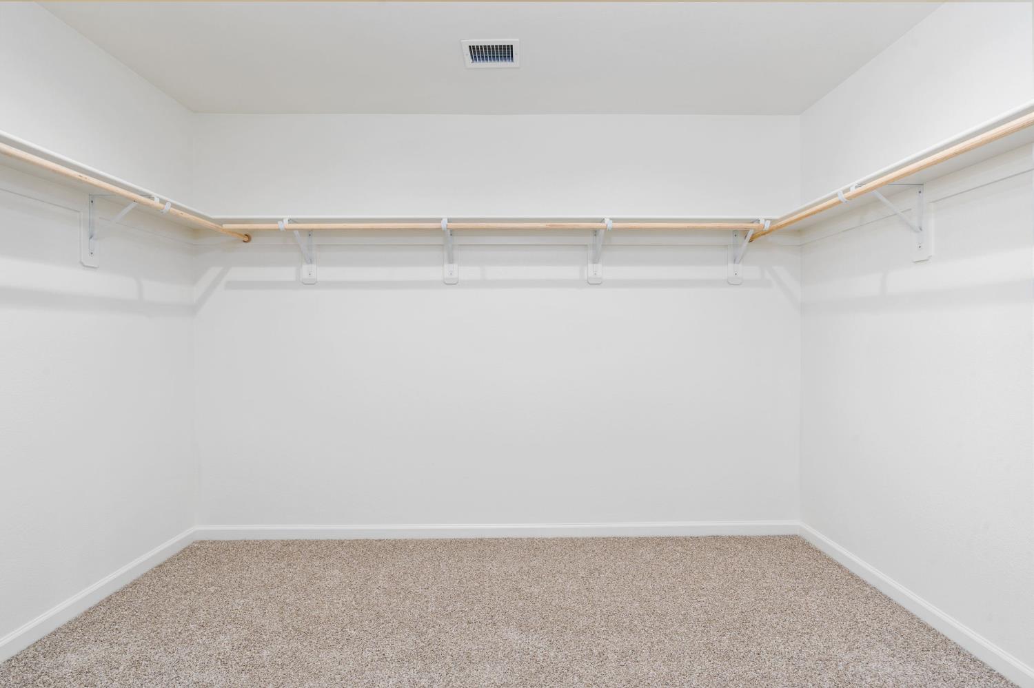 1266 Talus Way S, Madera, CA 93636