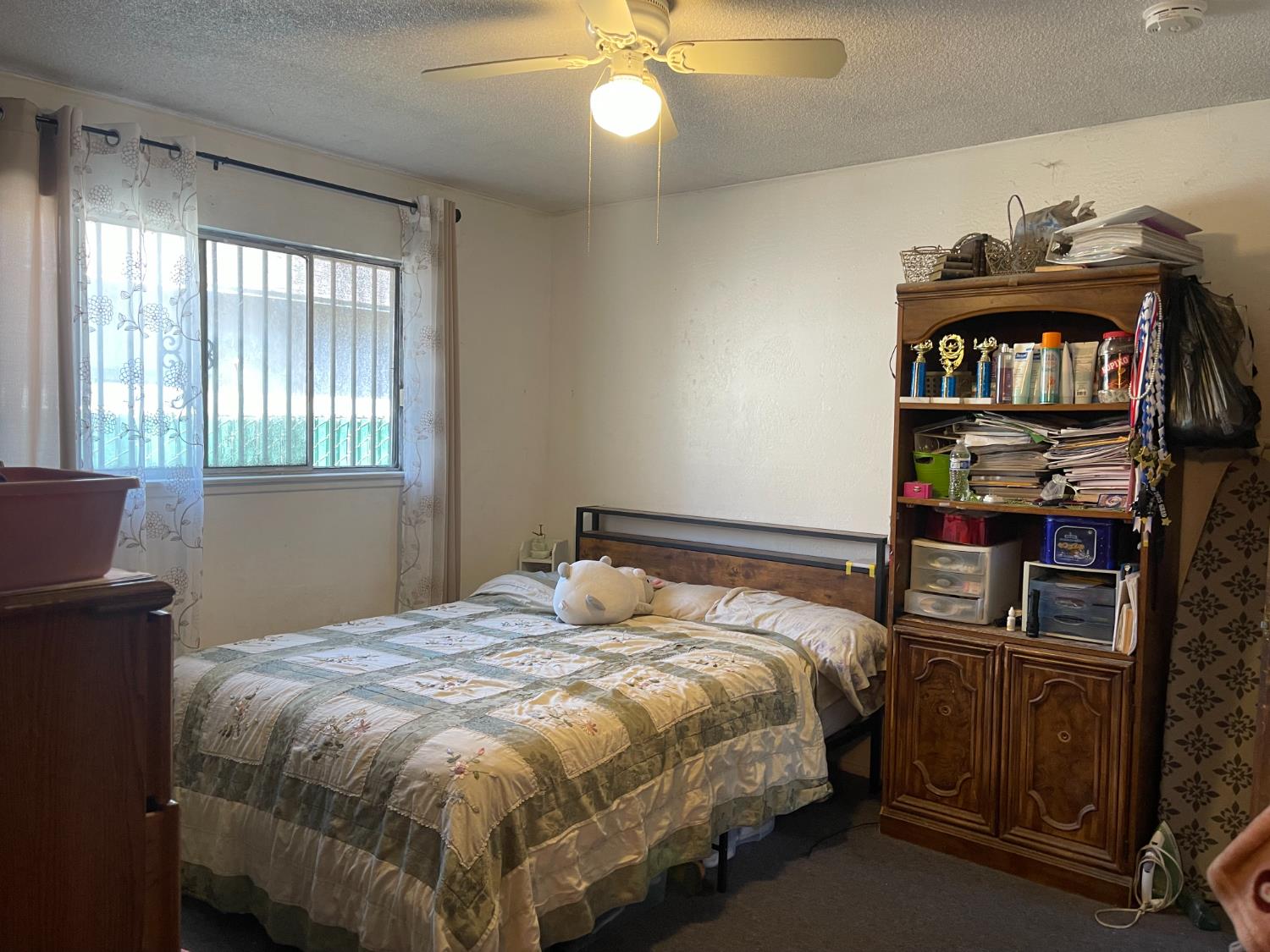 1428 S Sierra Vista Ave, Fresno, CA 92702