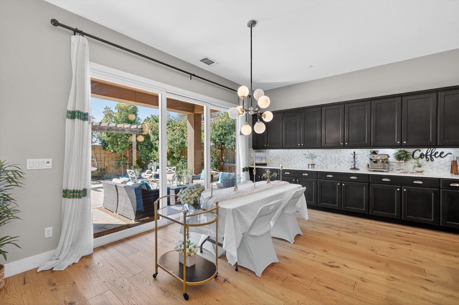 638 Mesa Dr S, Madera, CA 93636