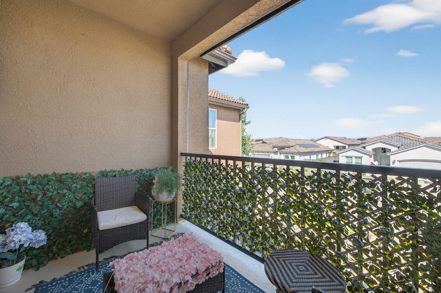 638 Mesa Dr S, Madera, CA 93636