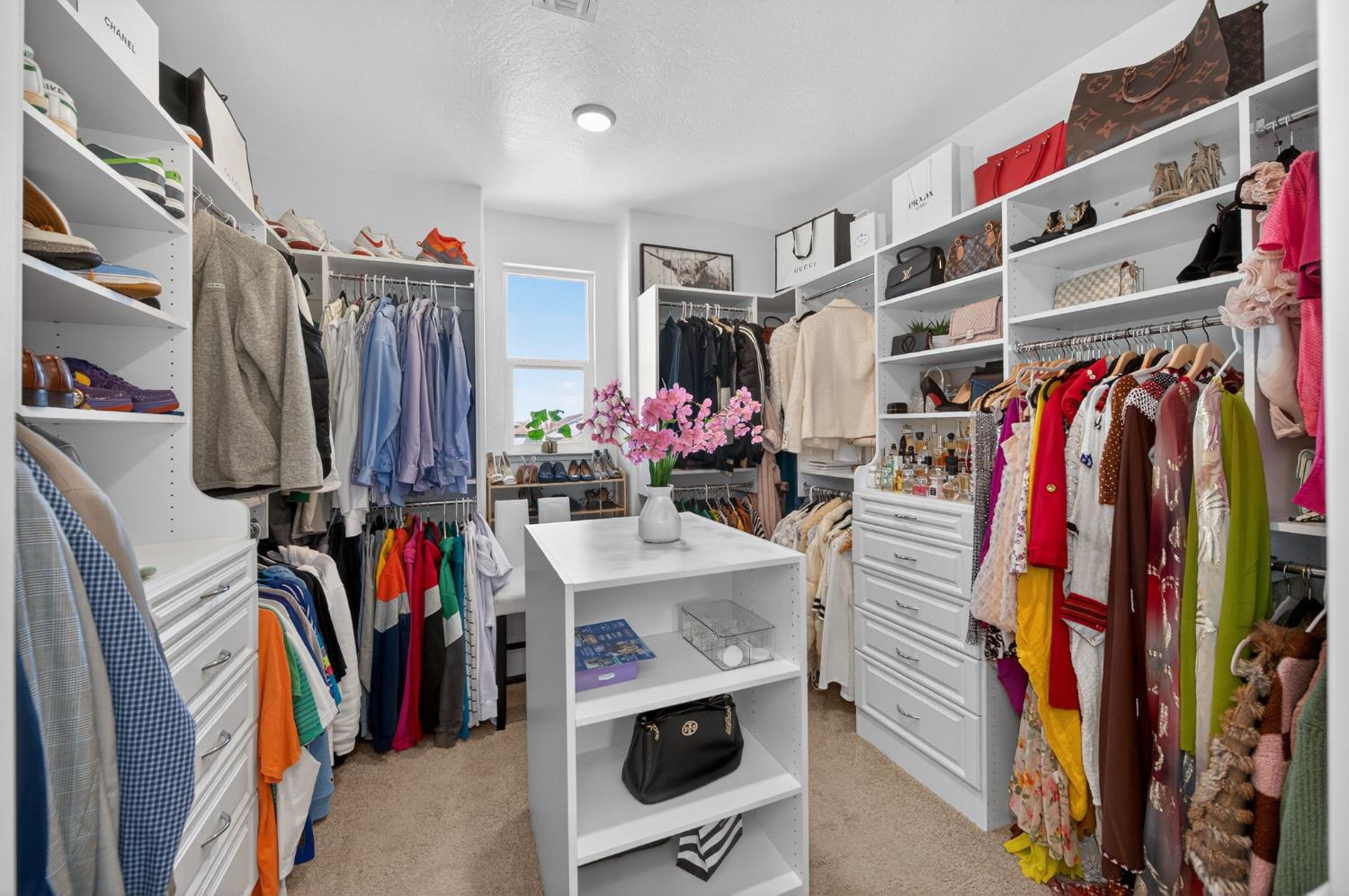 638 Mesa Dr S, Madera, CA 93636