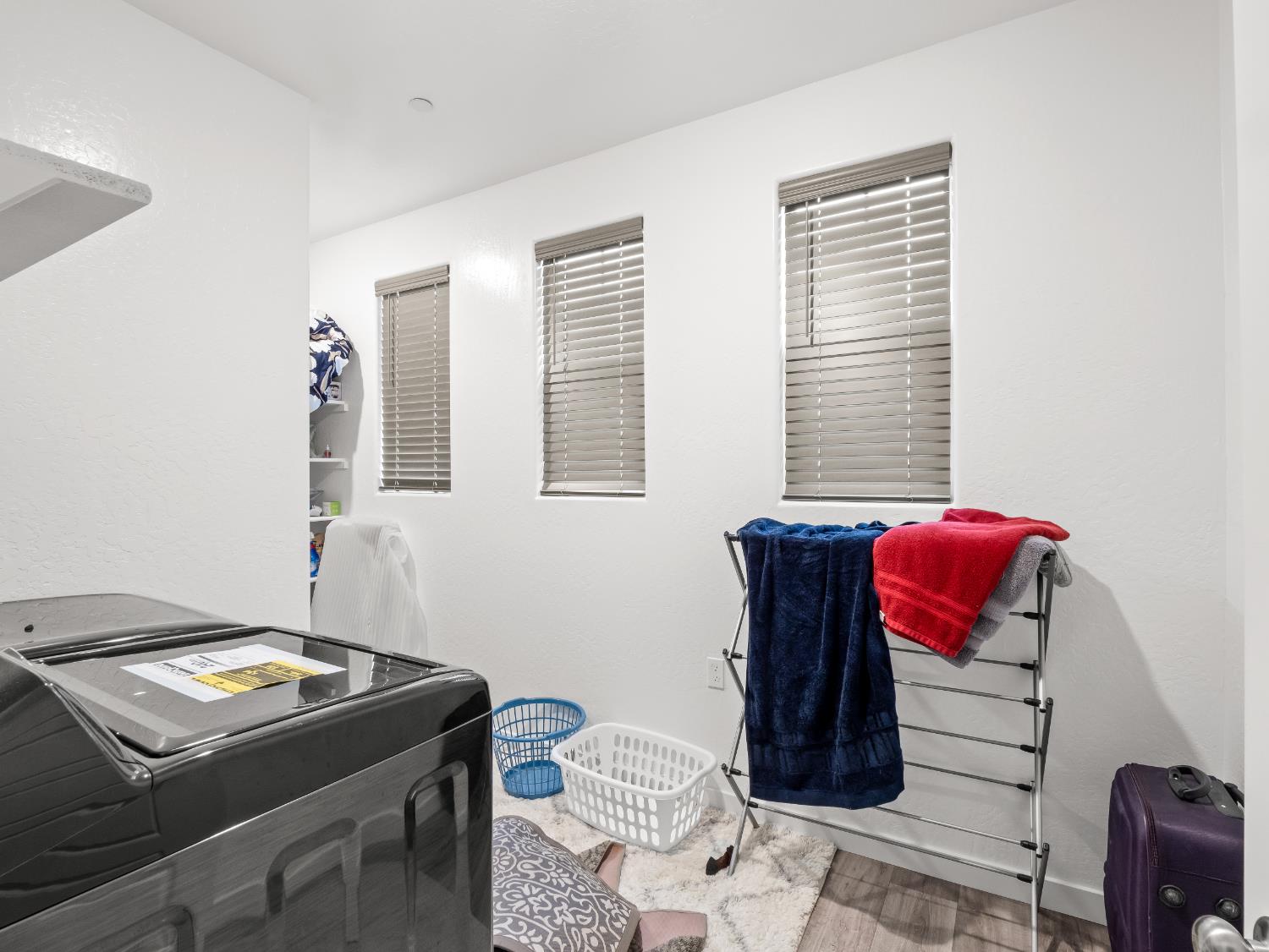 5958 W Austin Way, Fresno, CA 93722