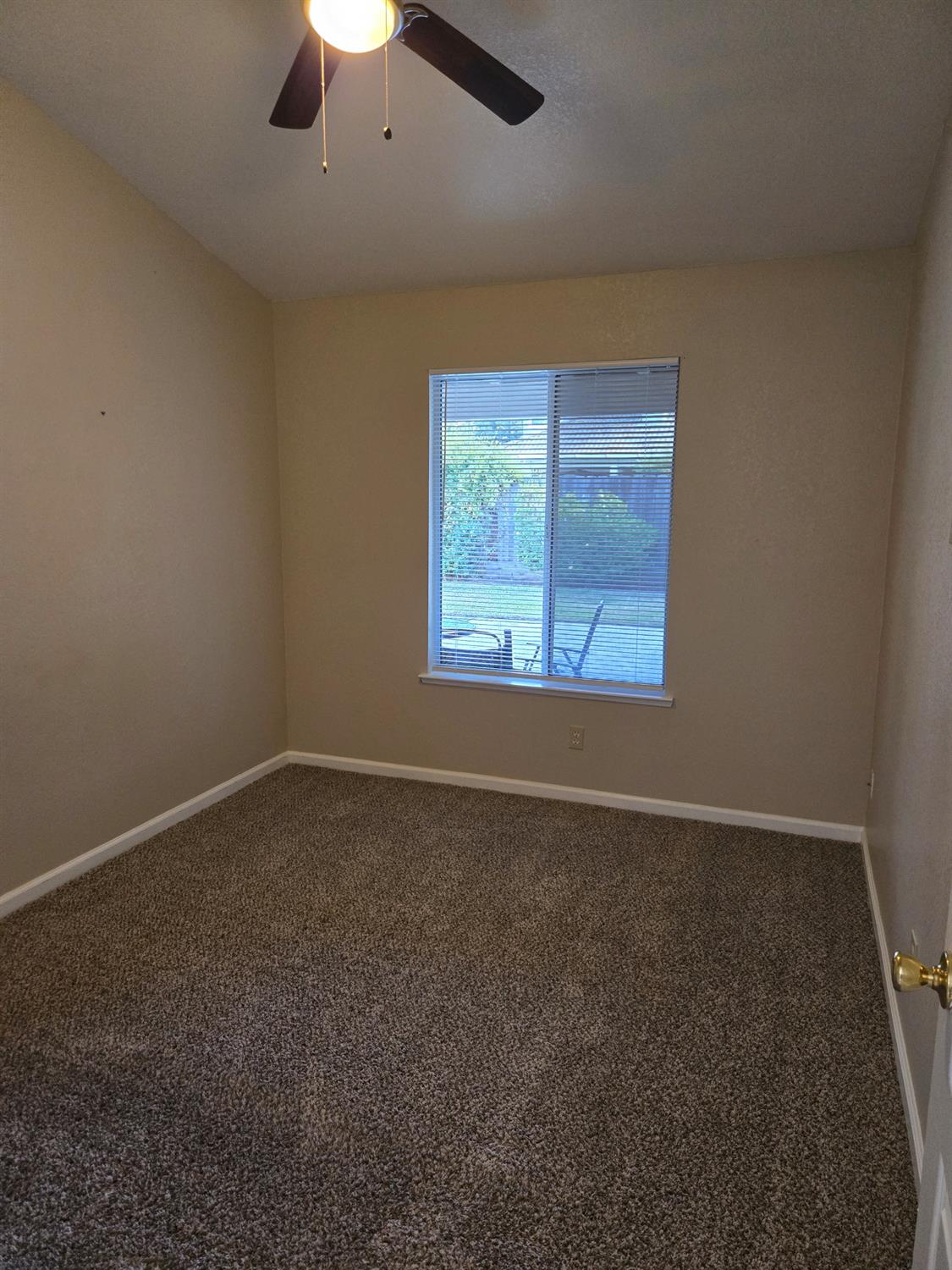 1415 E Portland Ave, Fresno, CA 93720