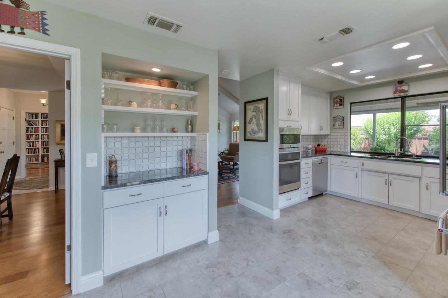 6331 N Palm Ave, Fresno, CA 93704