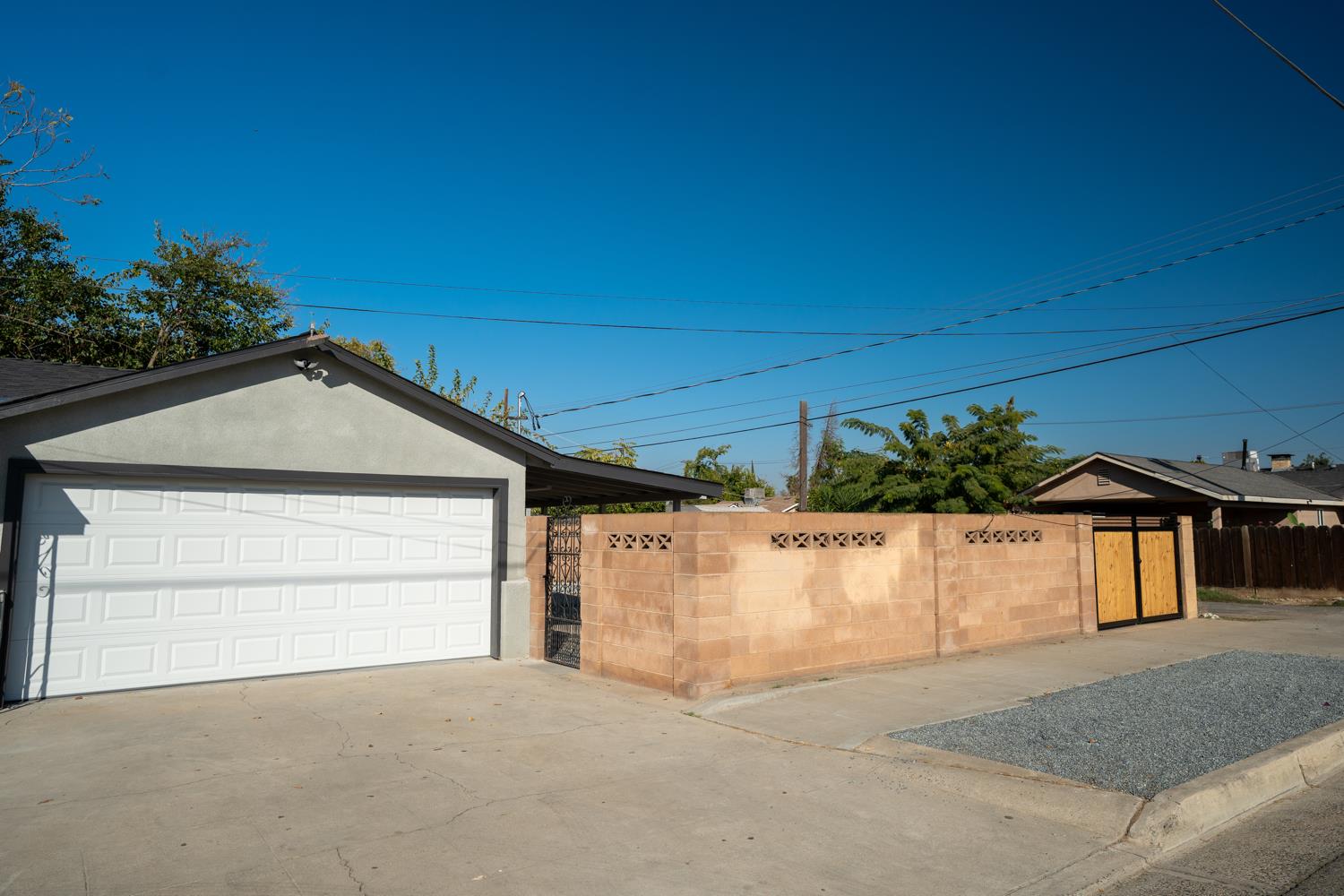 901 Bloker St, Madera, CA 93638